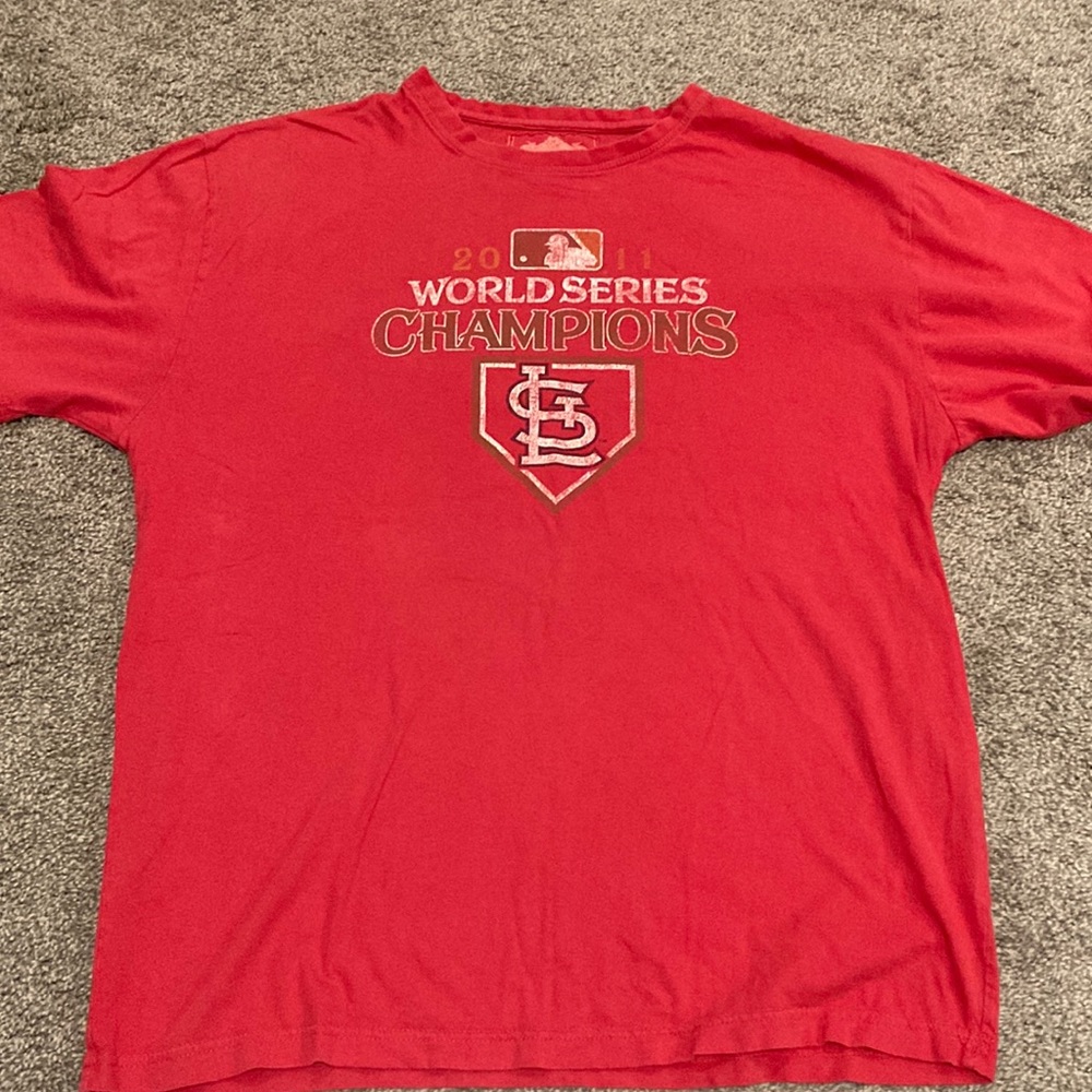 Red Jacket- Saint Louis Cardinals 2011 World Series T. Size XL